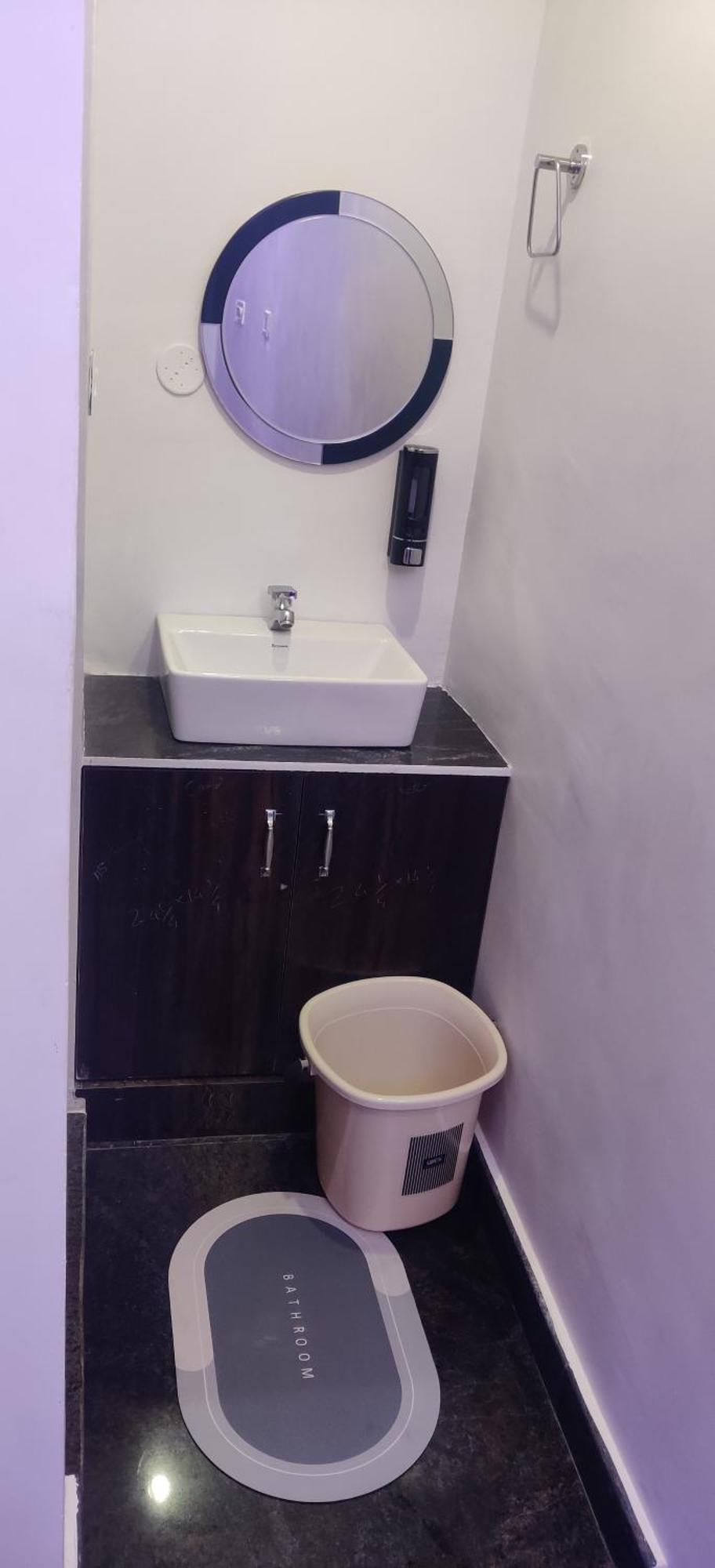 Aadhi Esha Residency Hotel Tiruvannamalai Bagian luar foto